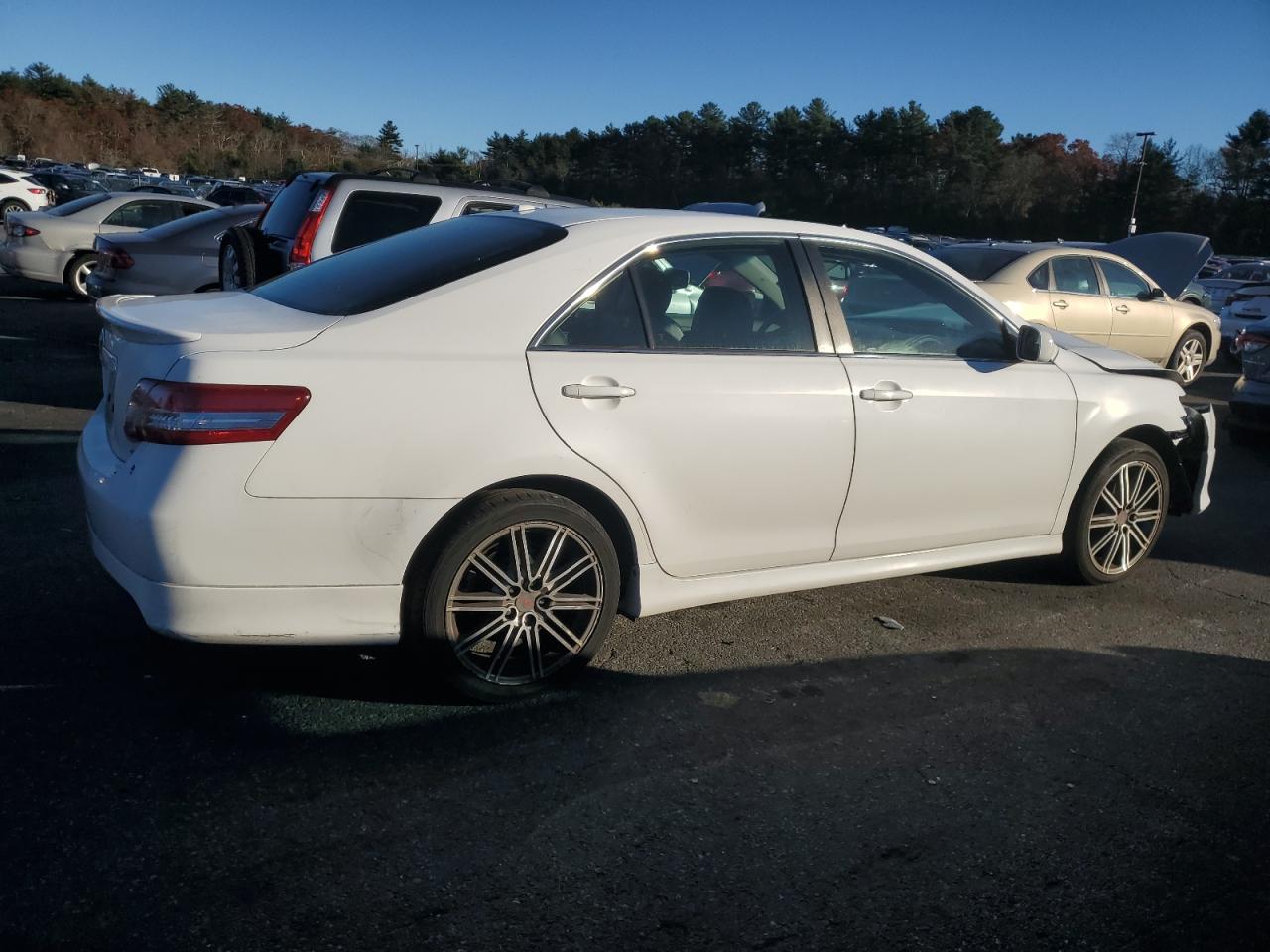 2011 Toyota Camry - Image 3