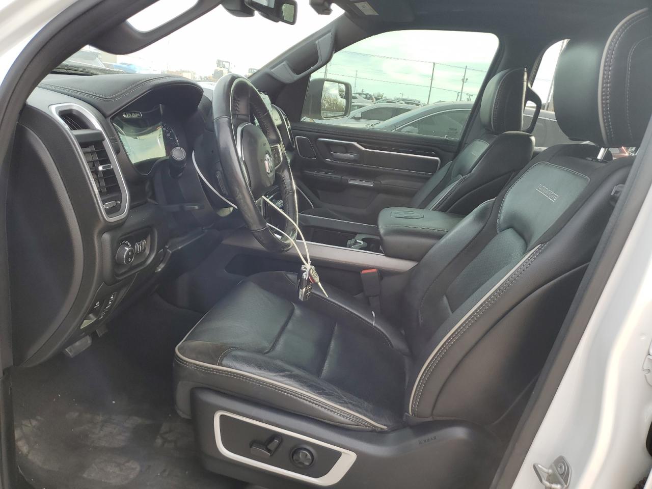 2020 RAM 1500 - Image 7