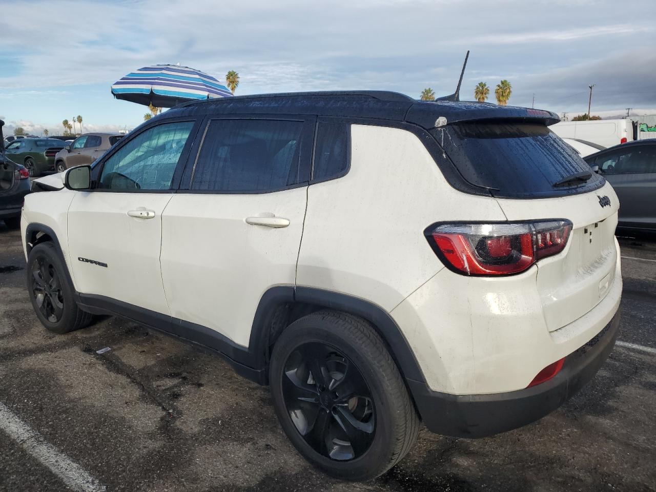 2020 Jeep Compass - Image 2