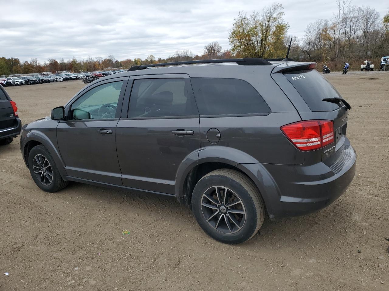 2018 Dodge Journey - Image 2