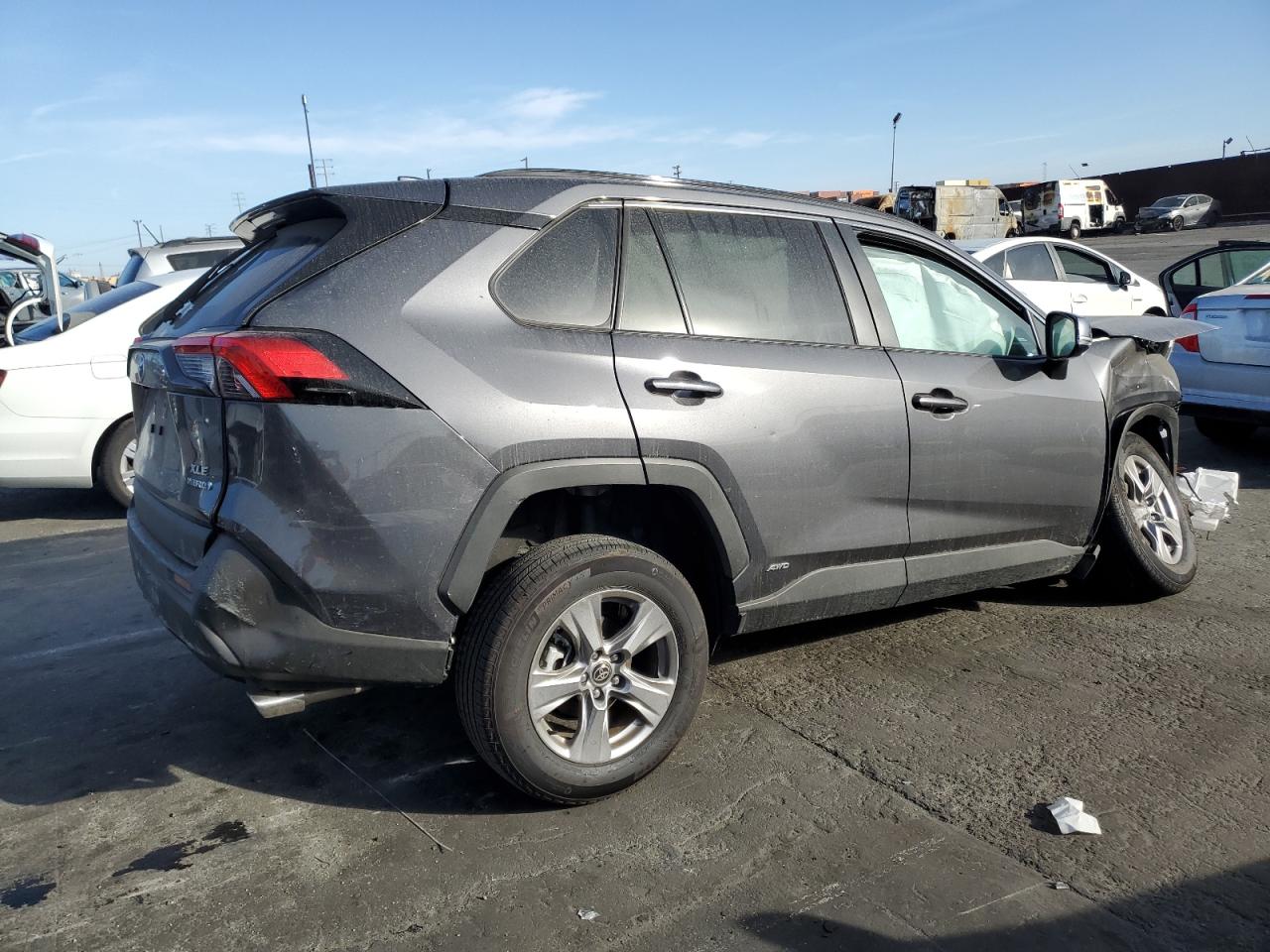 2024 Toyota RAV 4 - Image 3