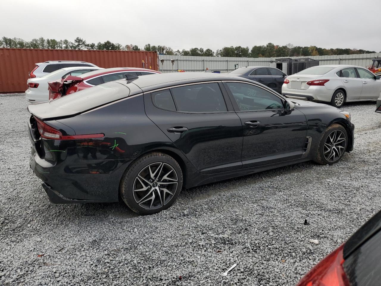 2022 Kia Stinger - Image 3