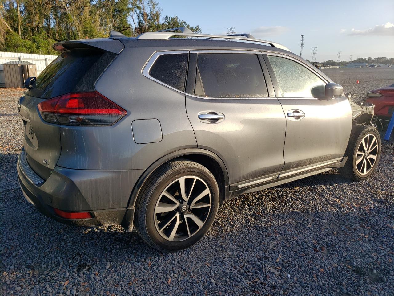 2019 Nissan Rogue - Image 3