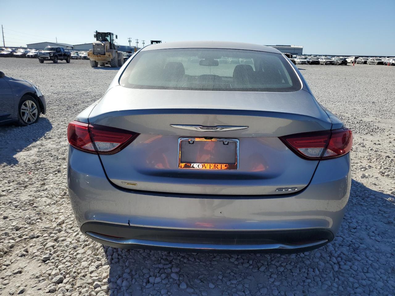 2016 Chrysler 200 - Image 6