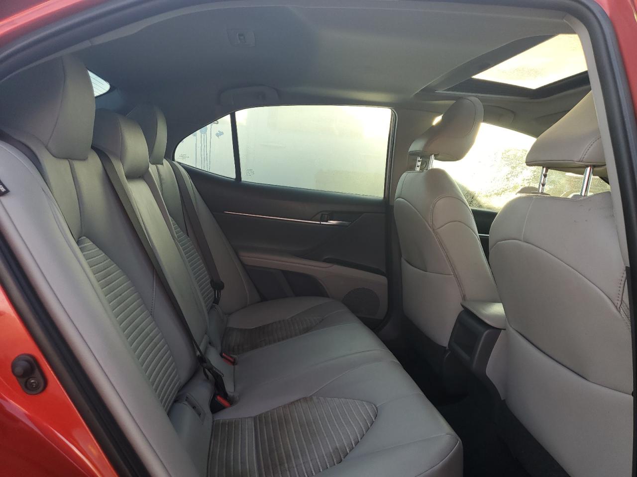 2019 Toyota Camry - Image 10
