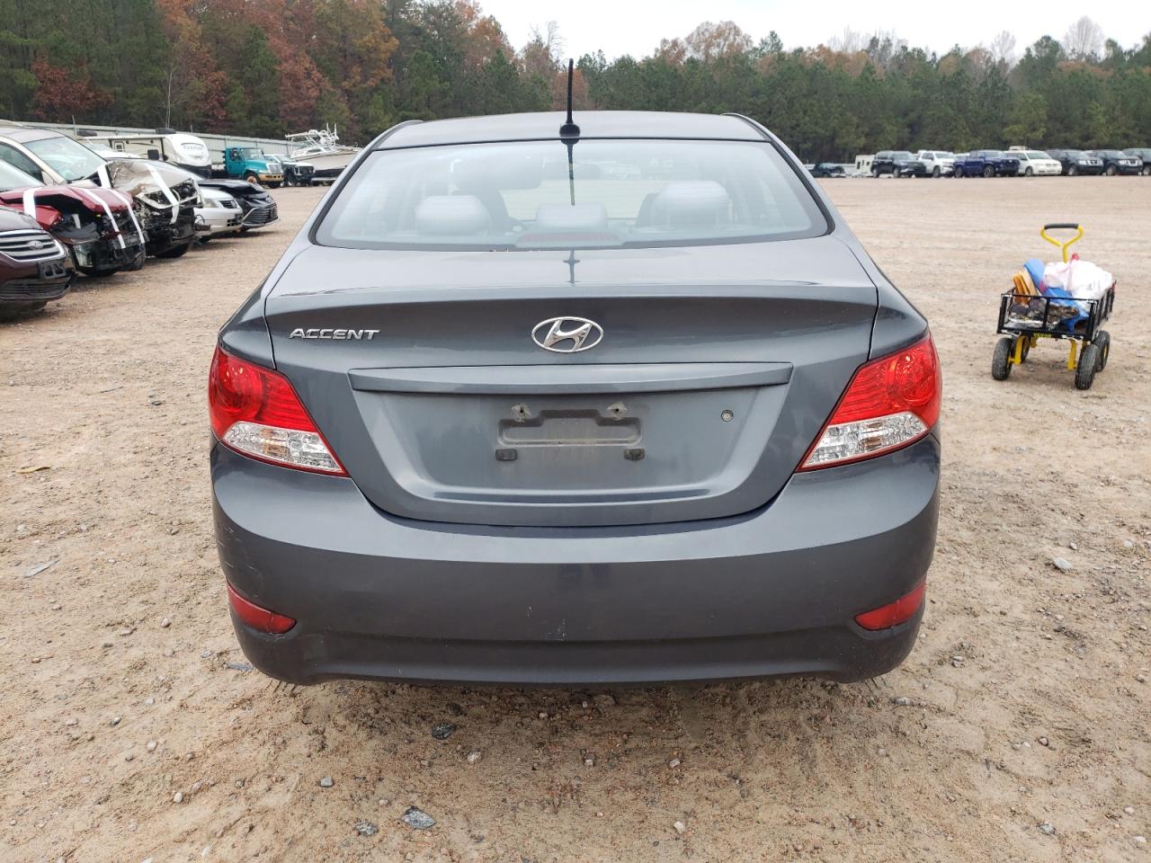 2013 Hyundai Accent Gls VIN: KMHCT4AE2DU400478 Lot: 80780554