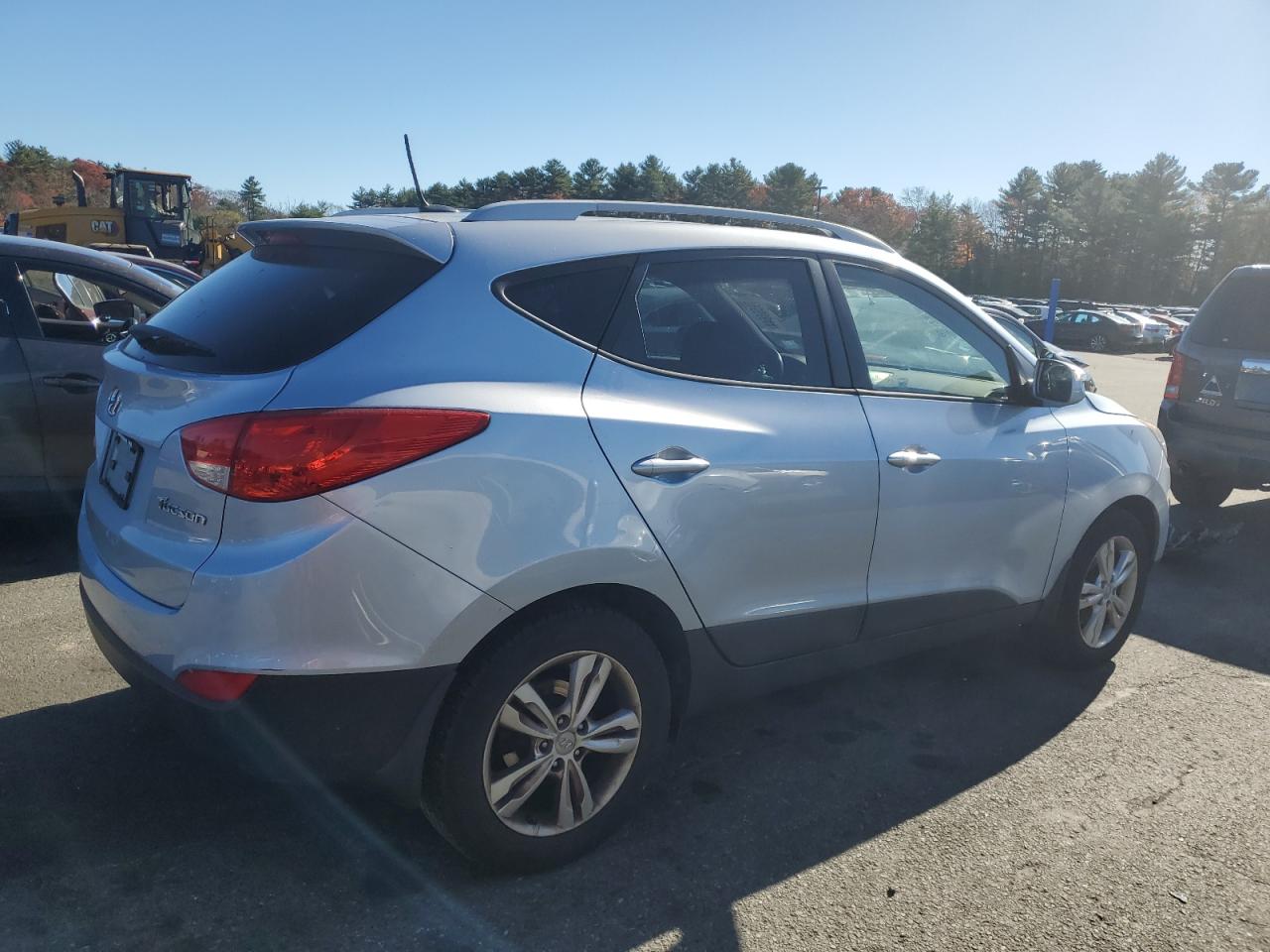 2012 Hyundai Tucson - Image 3