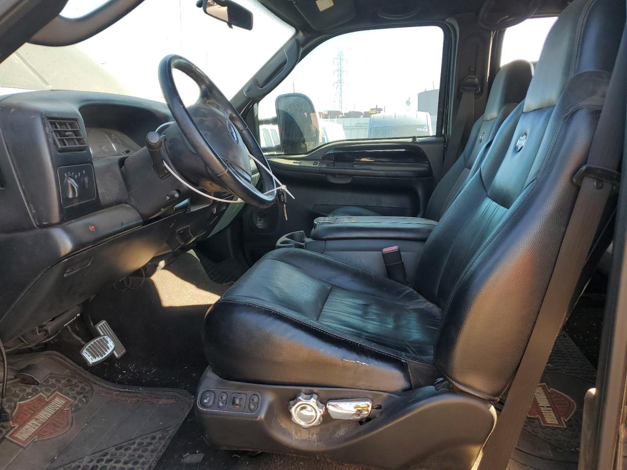 2004 Ford F250 Super Duty VIN: 1FTNW21P84EC03724 Lot: 81368724