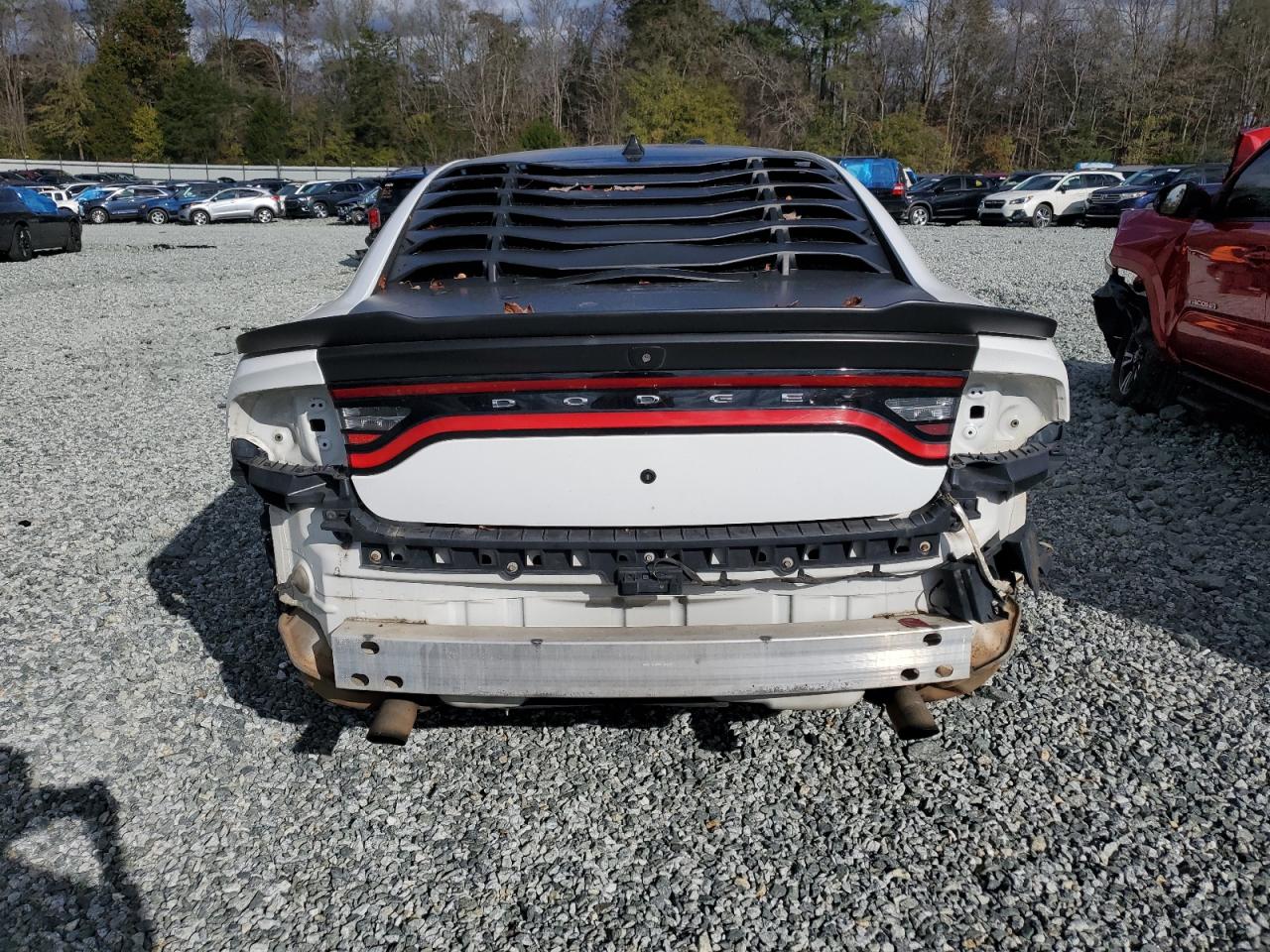2016 Dodge Charger - Image 6