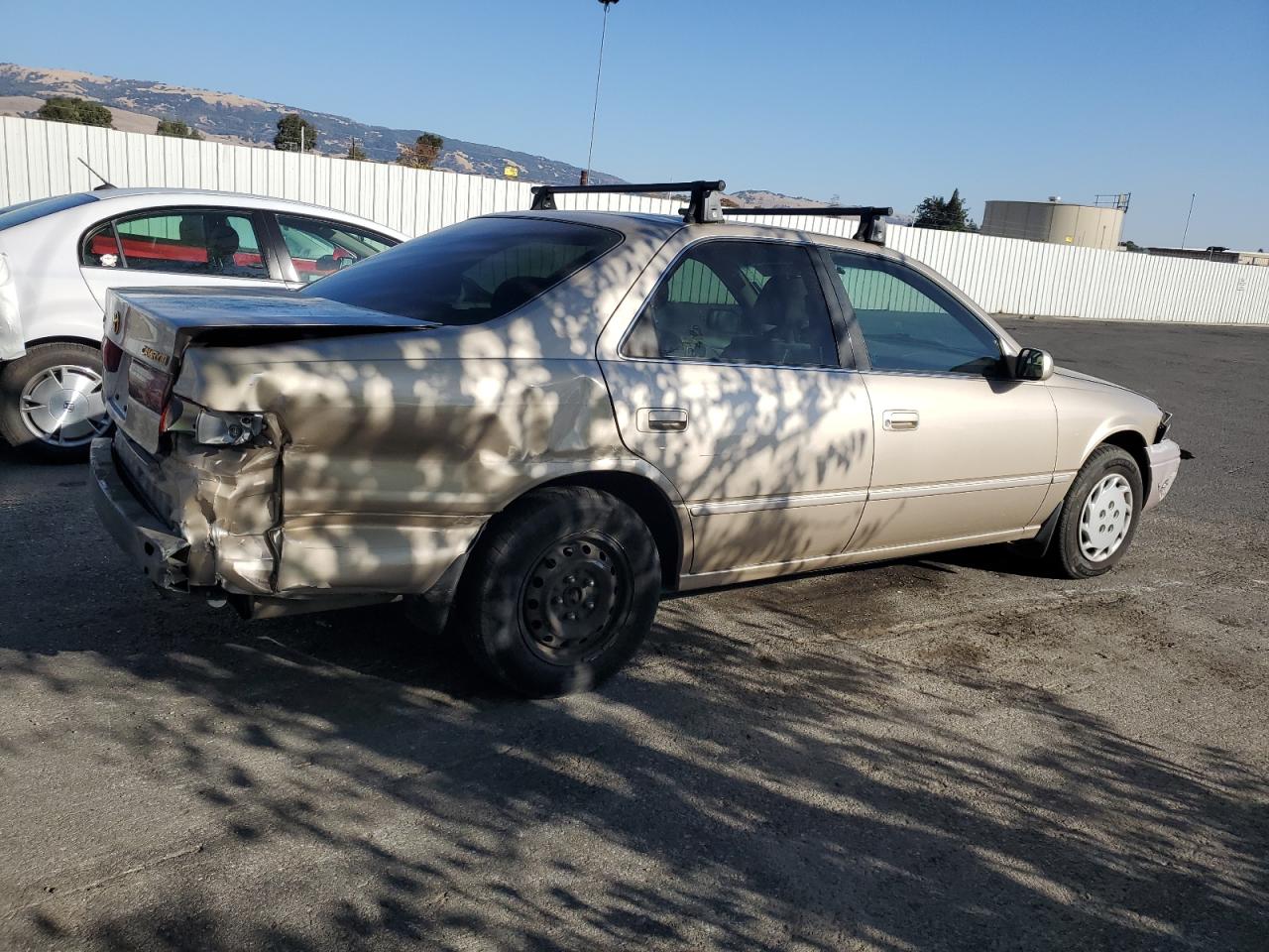 1998 Toyota Camry - Image 3