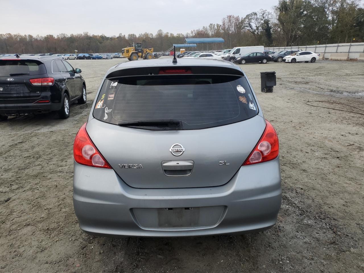 2010 Nissan Versa - Image 6
