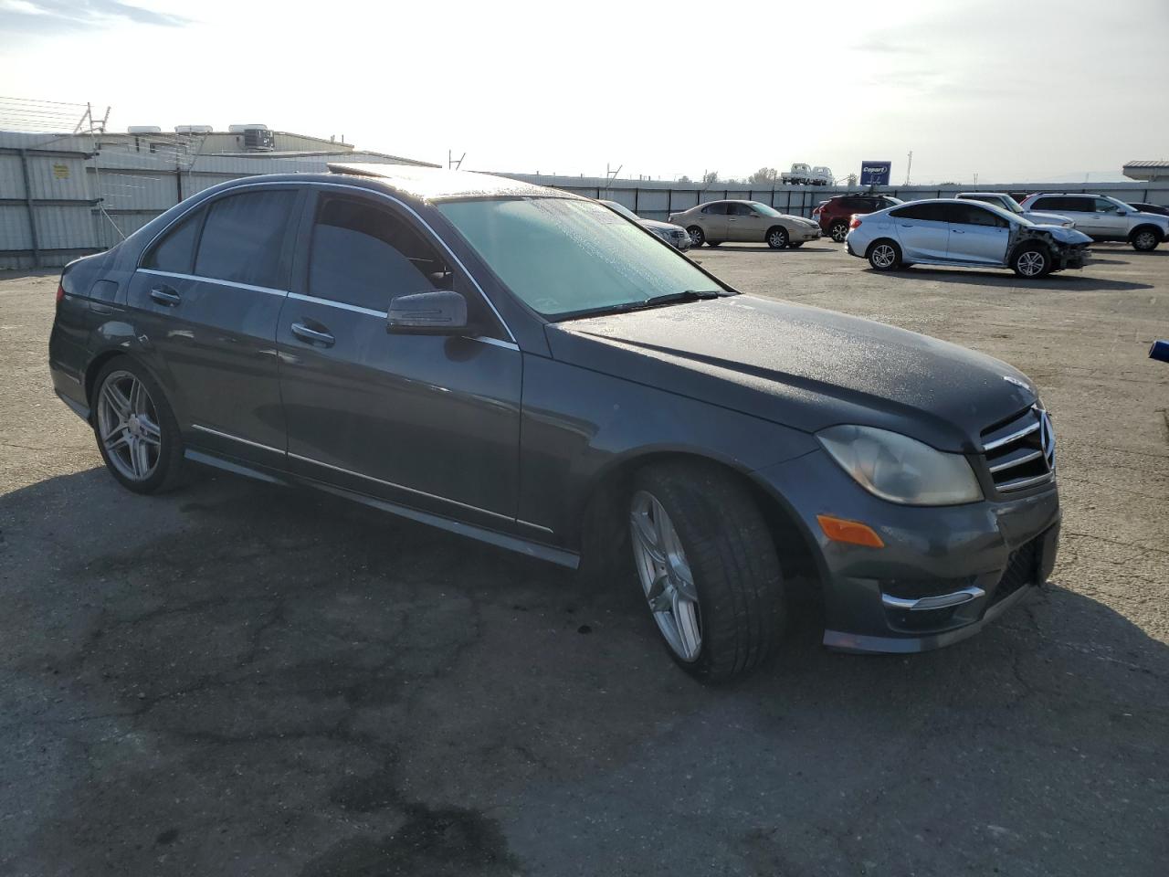 VIN WDDGF4HB9ER316550 2014 MERCEDES-BENZ C-CLASS no.4