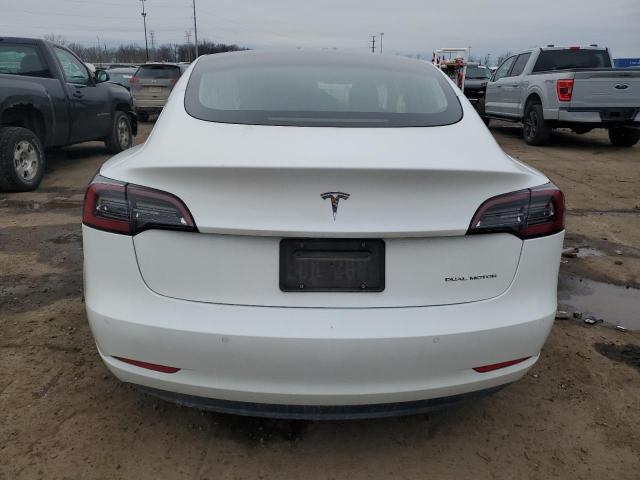  TESLA MODEL 3 2019 Белы