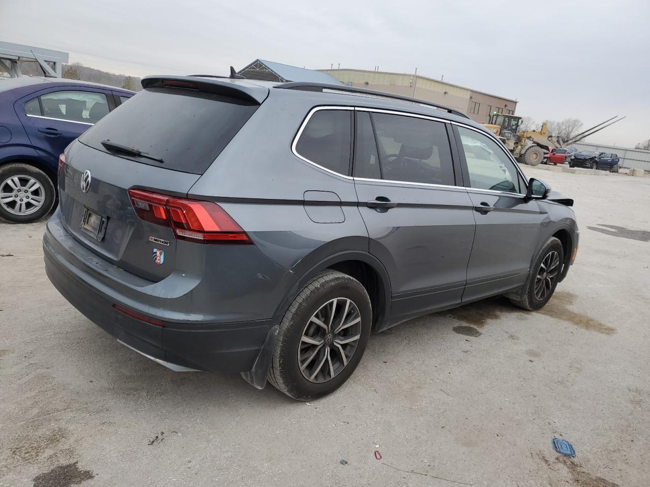 2019 Volkswagen Tiguan - Image 3