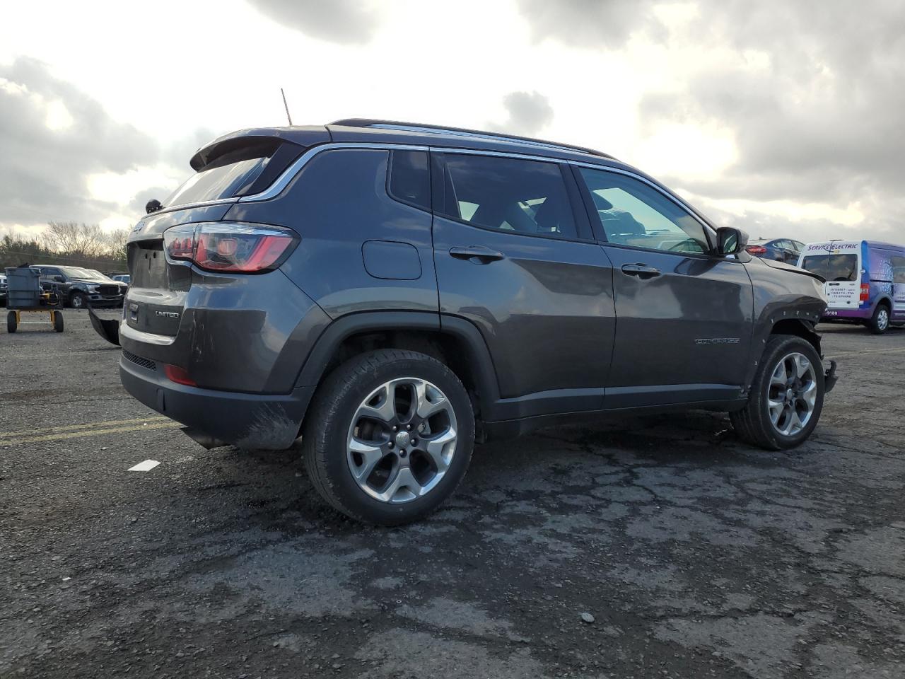 2020 Jeep Compass - Image 3