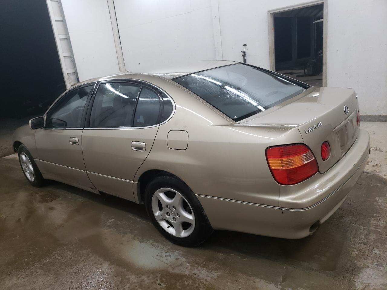 1998 Lexus GS 300 - Image 2
