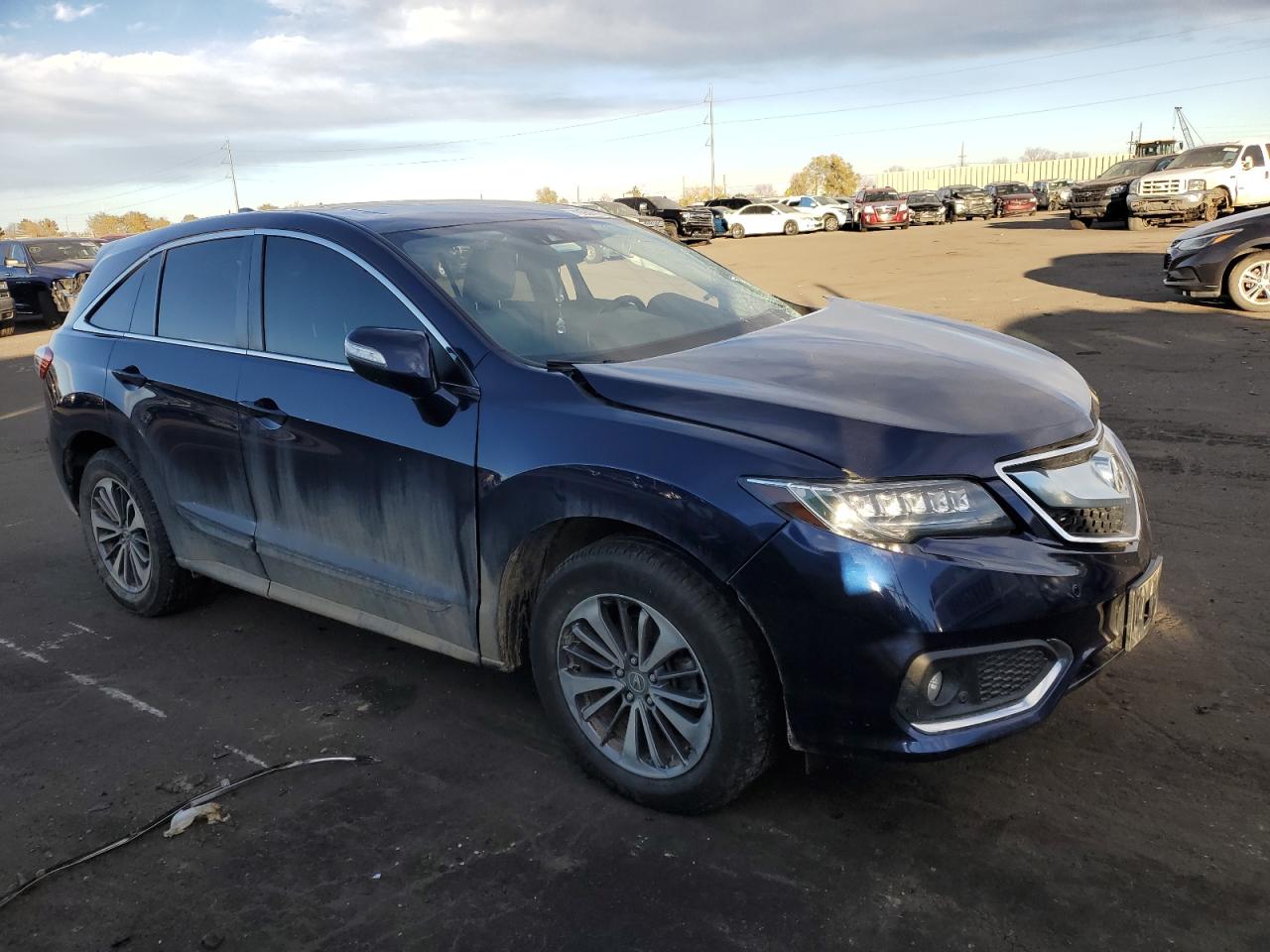 VIN 5J8TB4H79HL036572 2017 ACURA RDX no.4