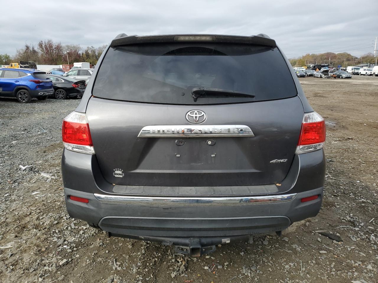 2011 Toyota Highlander - Image 6