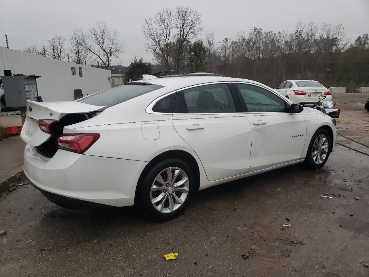 2019 Chevrolet Malibu - Image 3
