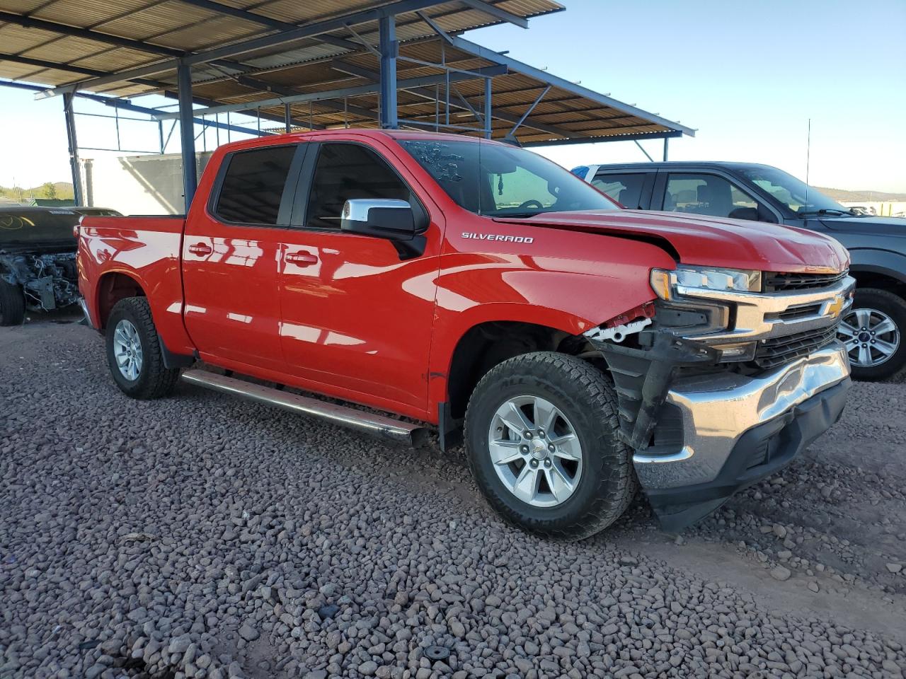 2022 Chevrolet Silverado - Image 4