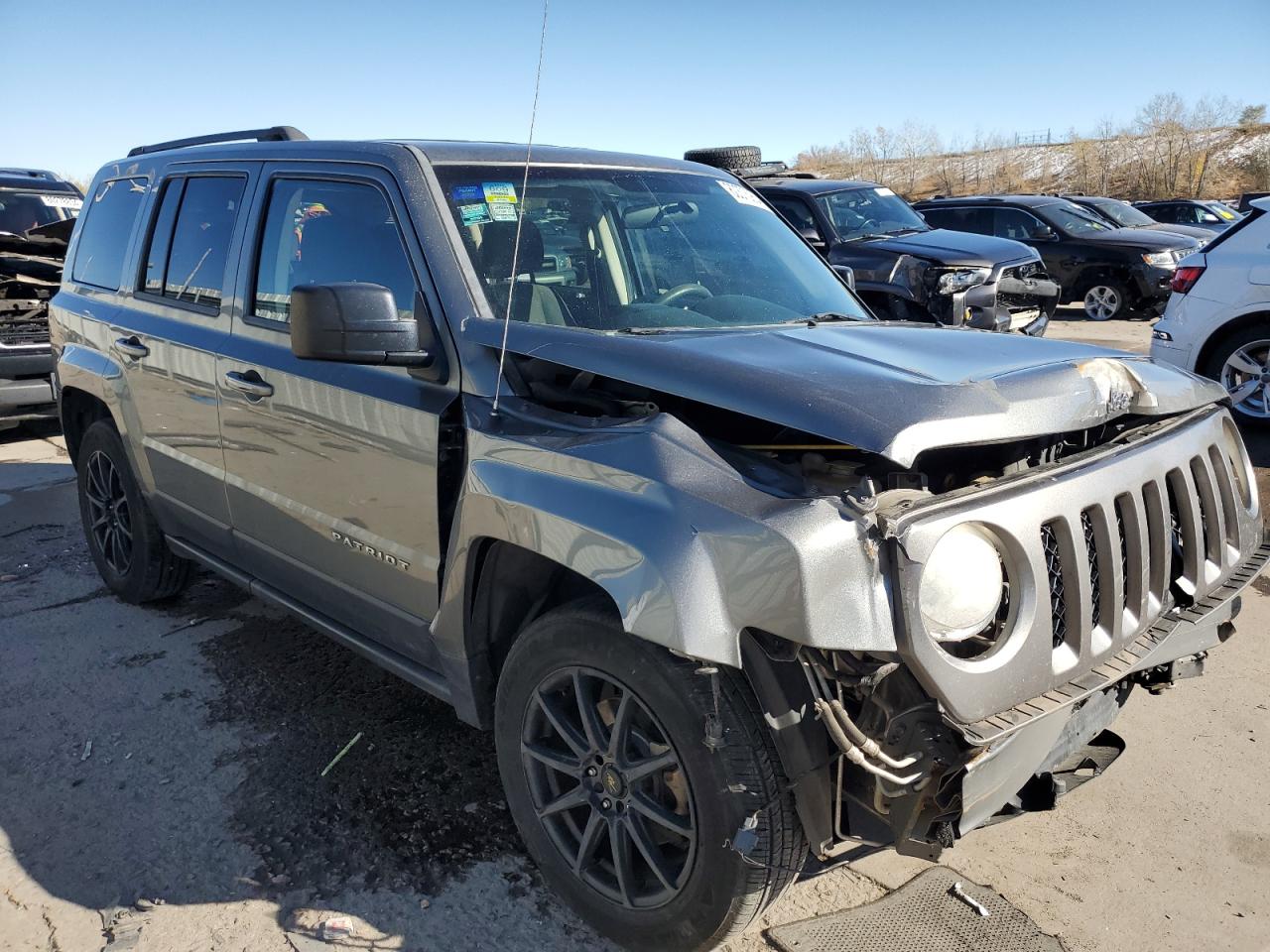 VIN 1C4NJPBA7ED593356 2014 JEEP PATRIOT no.4