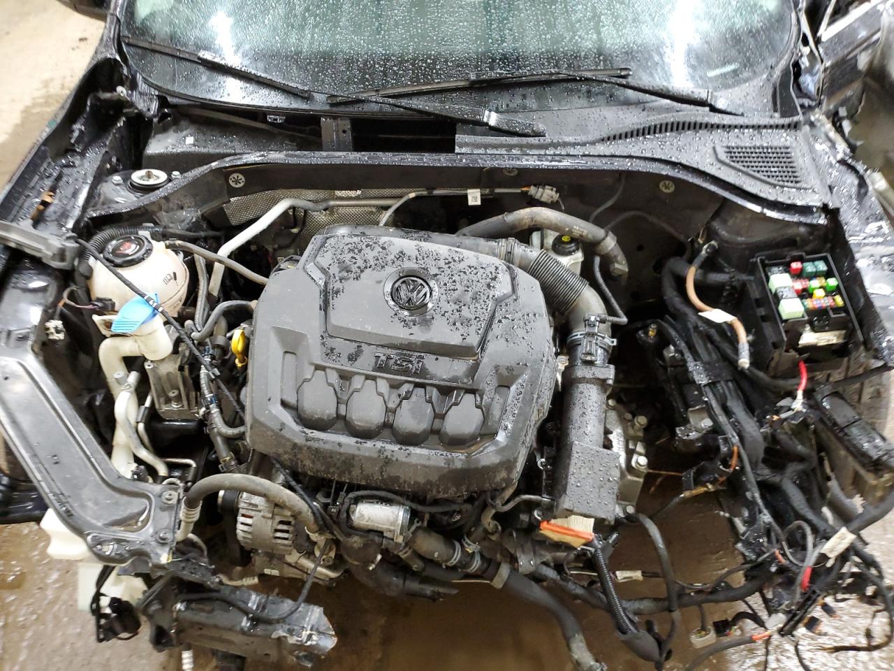 2020 Volkswagen Passat - Image 12