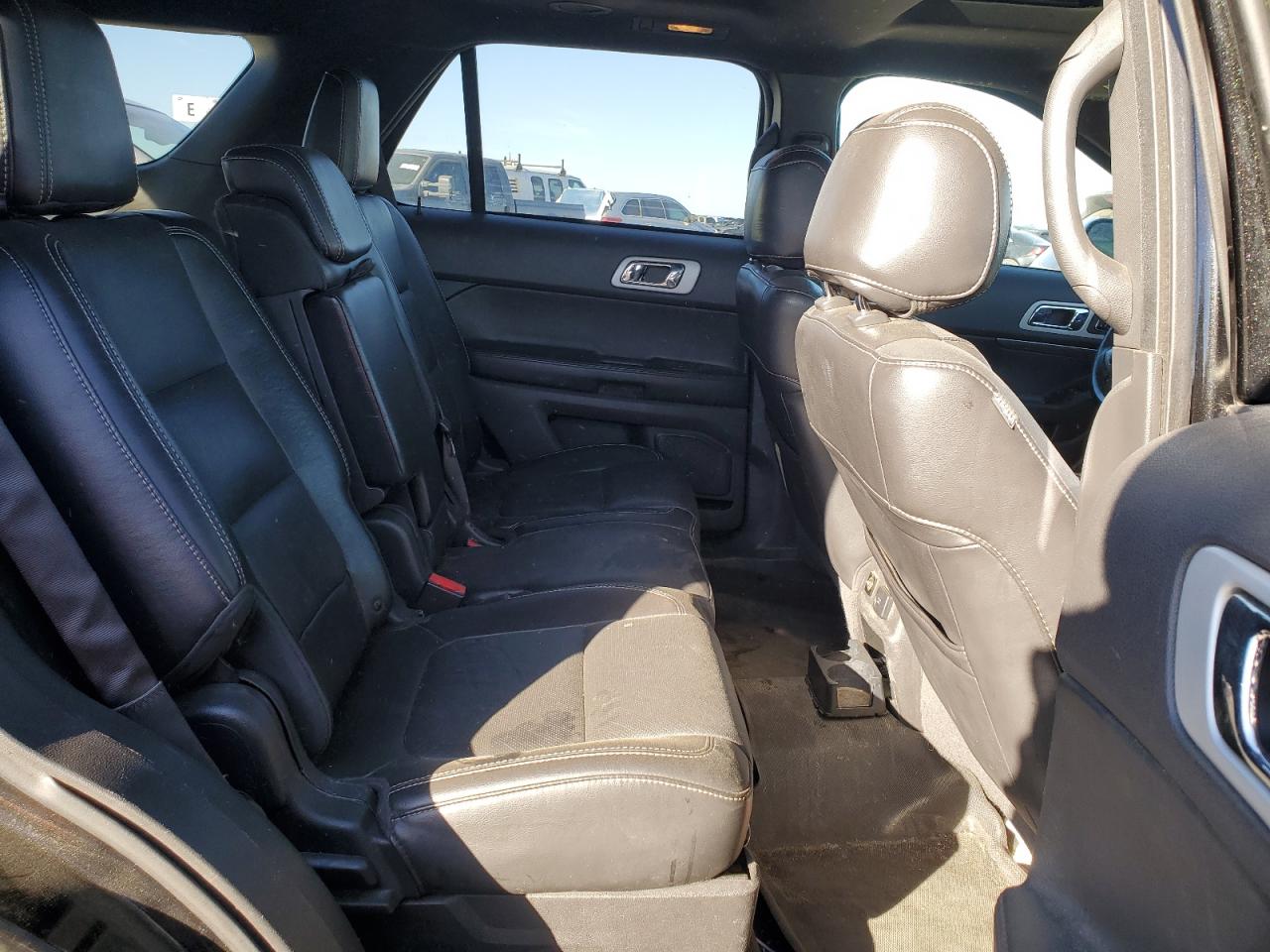 2014 Ford Explorer - Image 11
