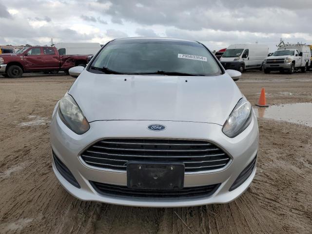  FORD FIESTA 2019 Сріблястий