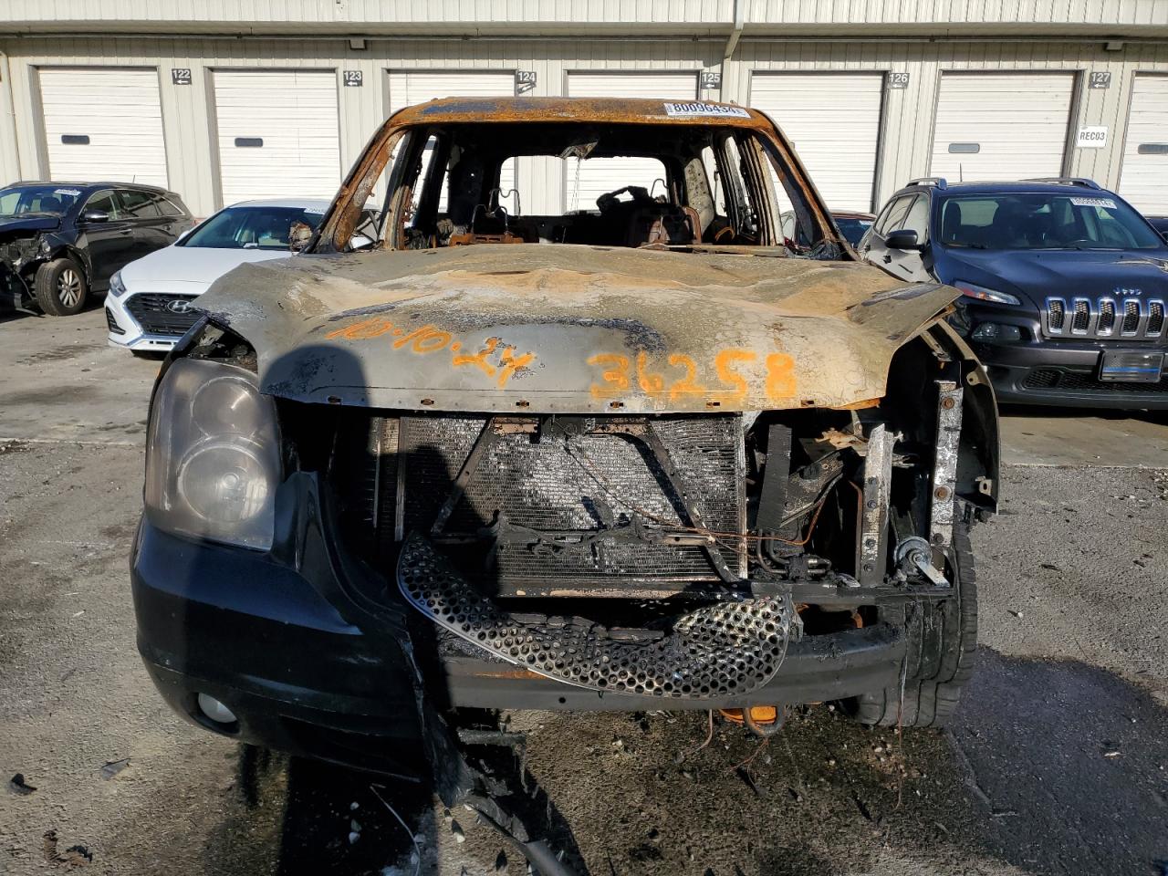 2013 GMC Yukon - Image 5