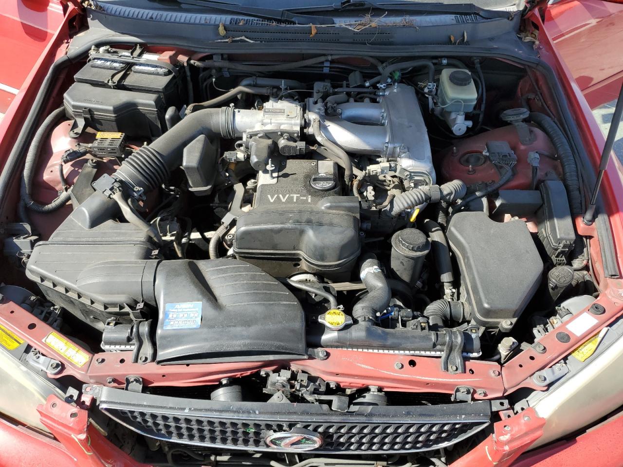 2005 Lexus IS - Image 11