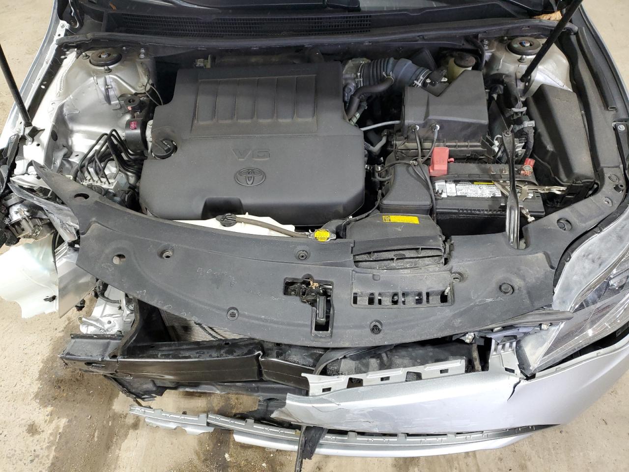 2015 Toyota Avalon - Image 13