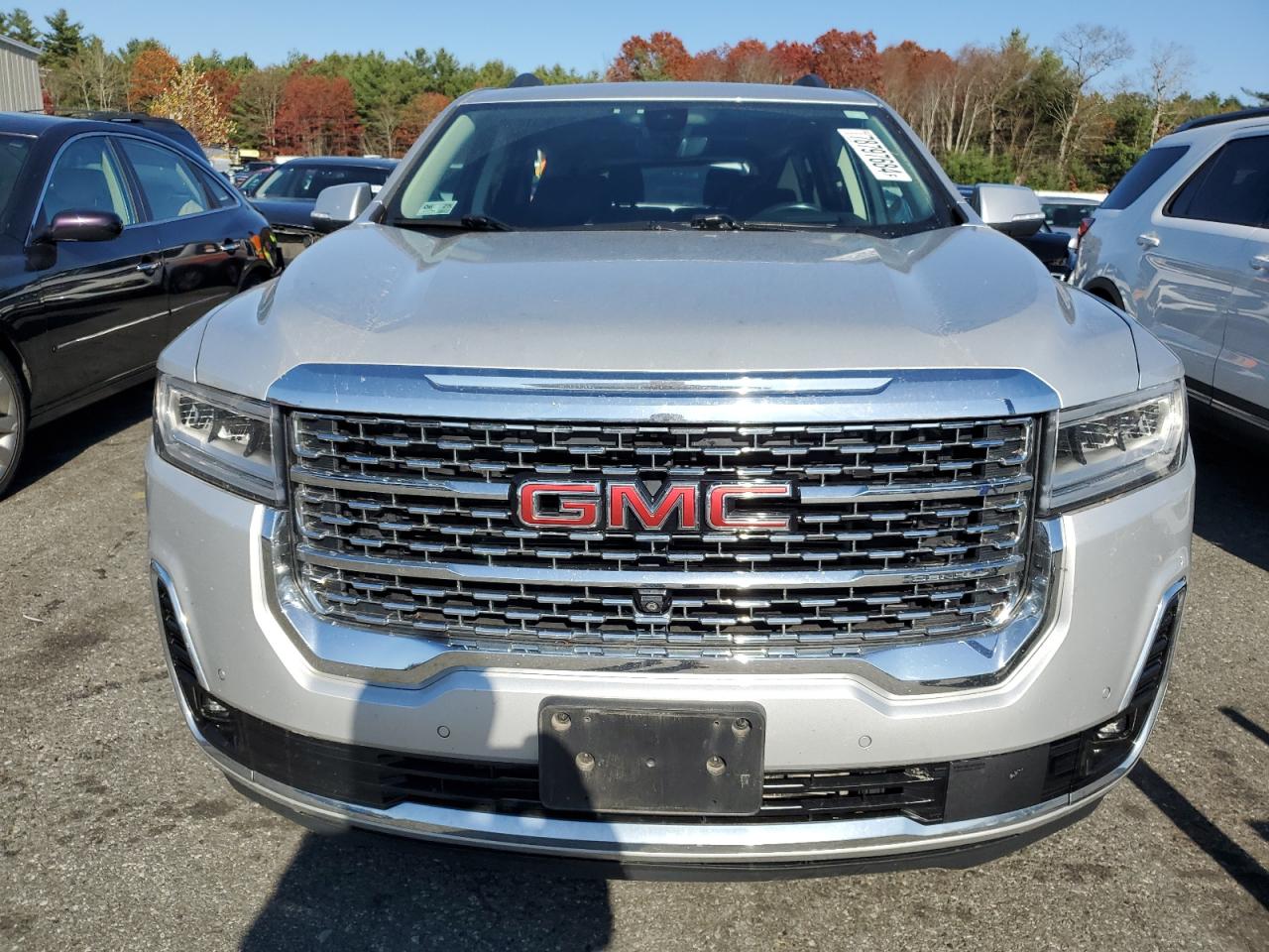 2020 GMC Acadia - Image 5