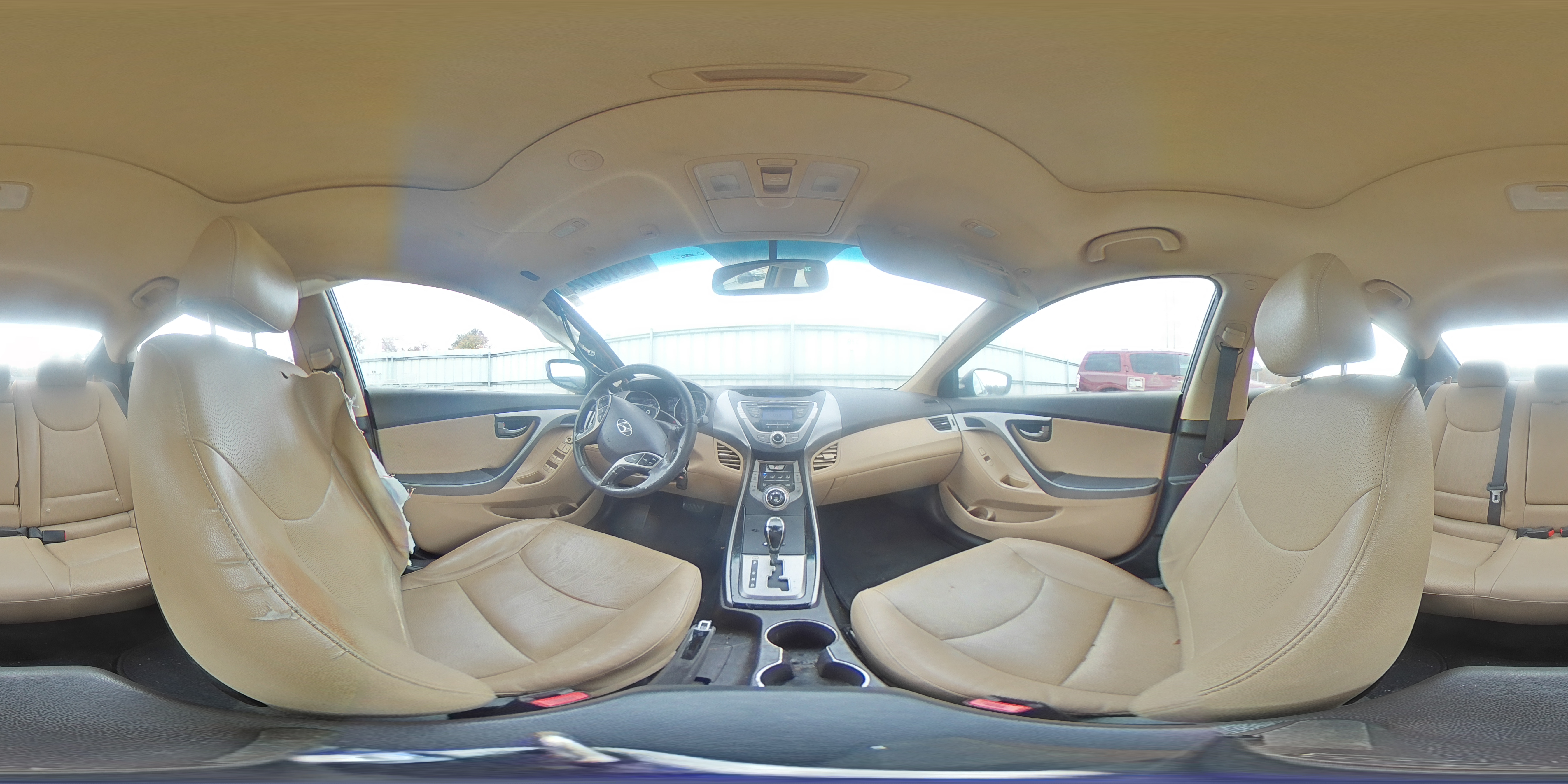 2013 Hyundai Elantra - Image 12