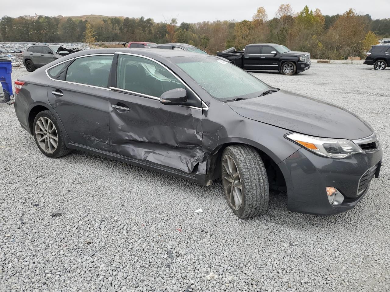2015 Toyota Avalon - Image 4