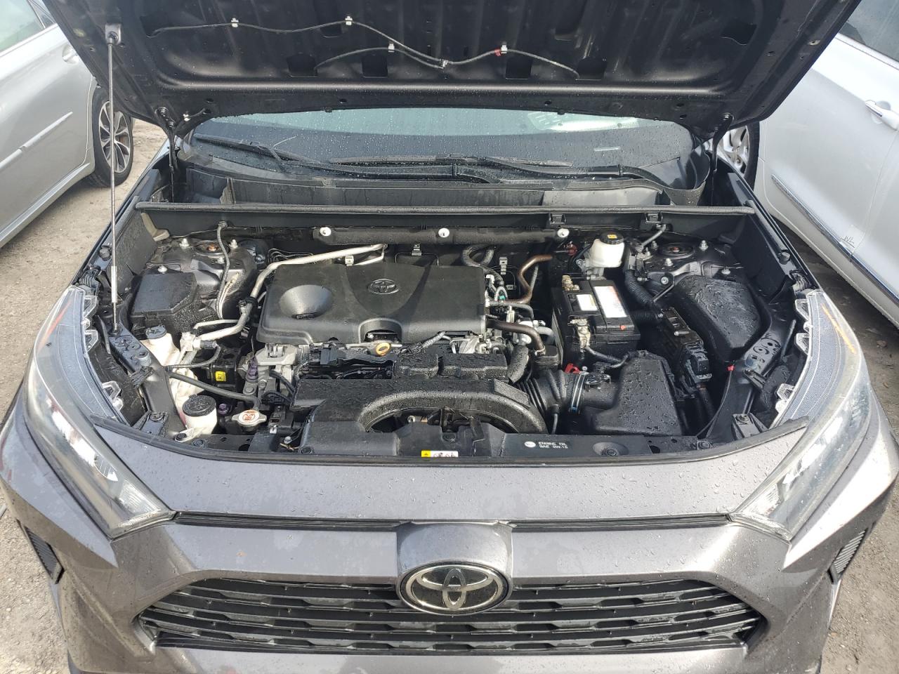 2019 Toyota RAV 4 - Image 12