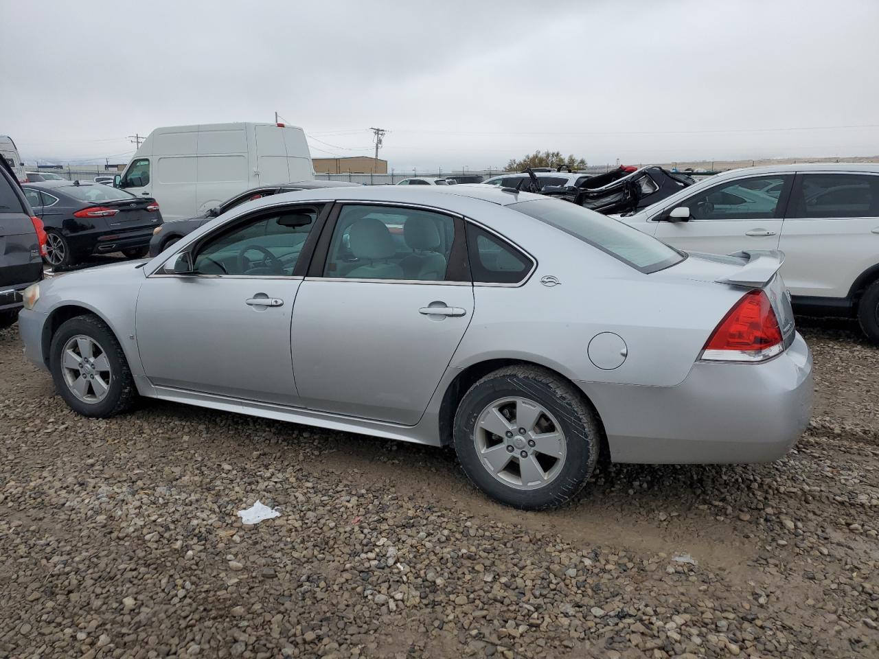 2009 Chevrolet Impala - Image 2