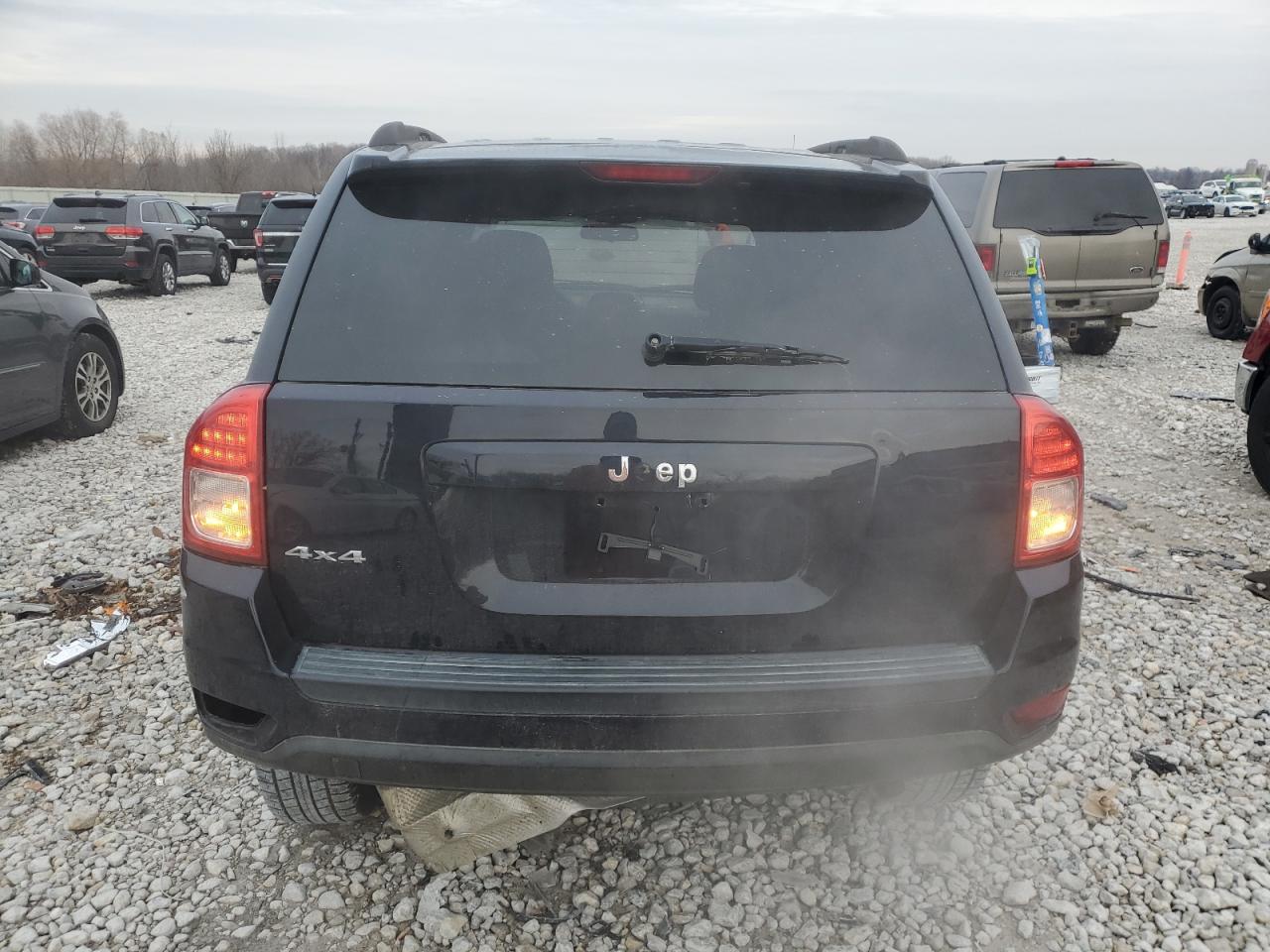 2011 Jeep Compass - Image 6