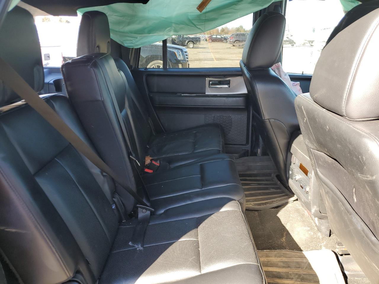 2017 Ford Expedition - Image 11