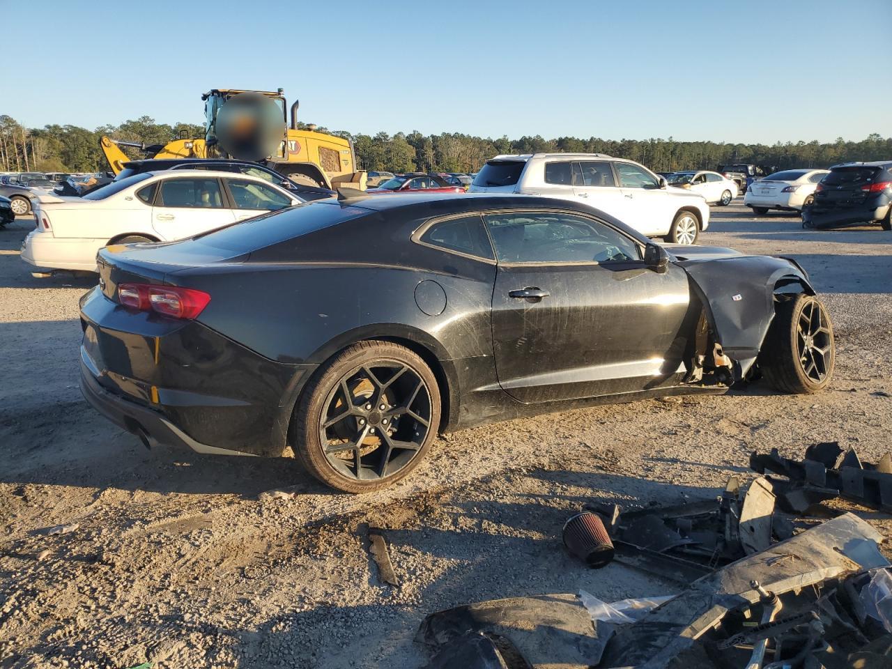 2019 Chevrolet Camaro - Image 3