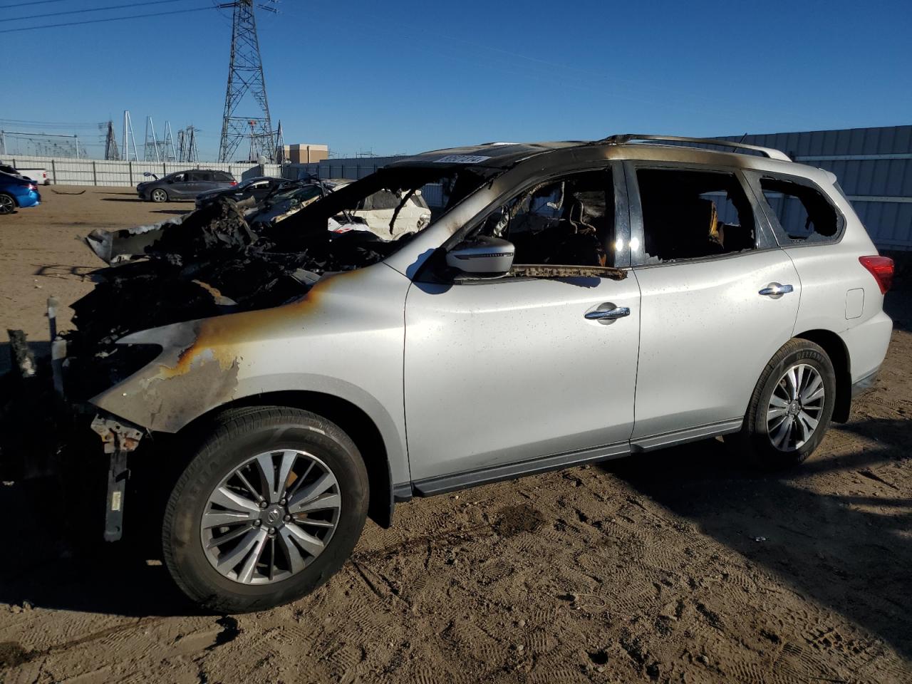 2017 Nissan Pathfinder - Image 1