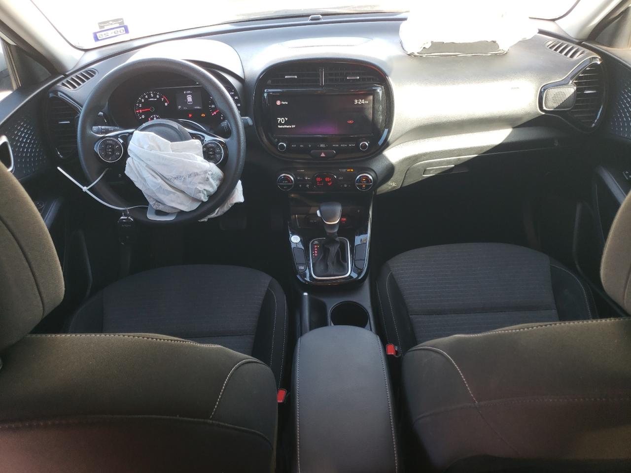 2022 Kia Soul - Image 8