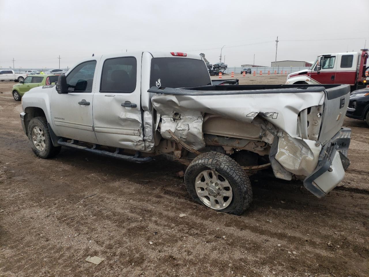 2011 Chevrolet Silverado - Image 2