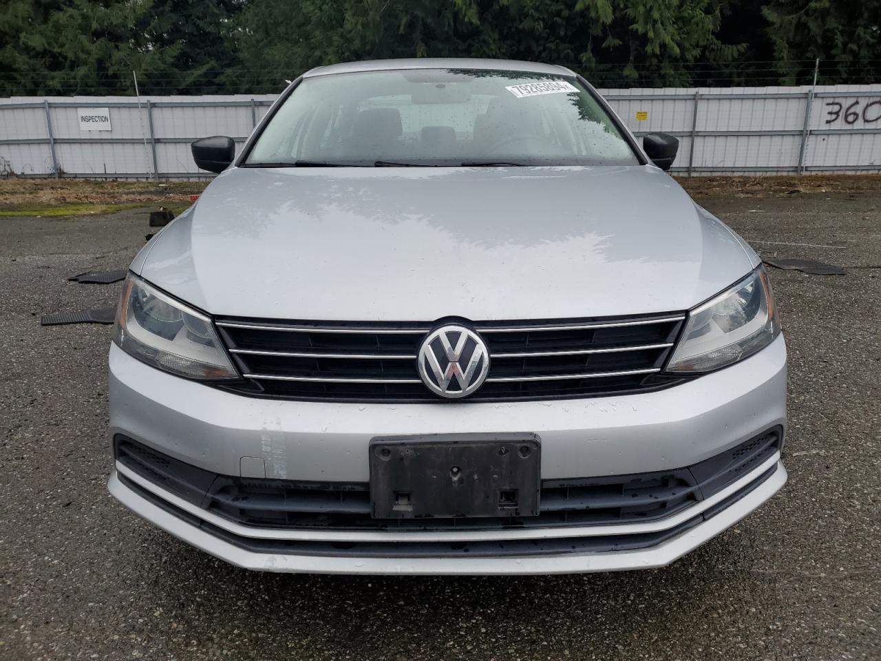 2015 Volkswagen Jetta - Image 5