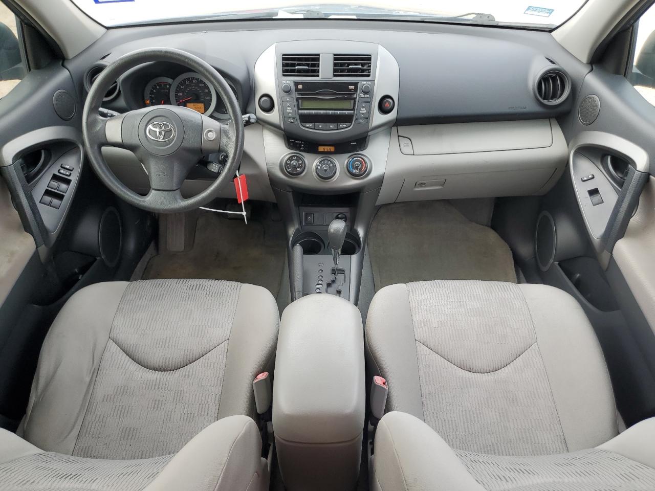 2011 Toyota RAV 4 - Image 8