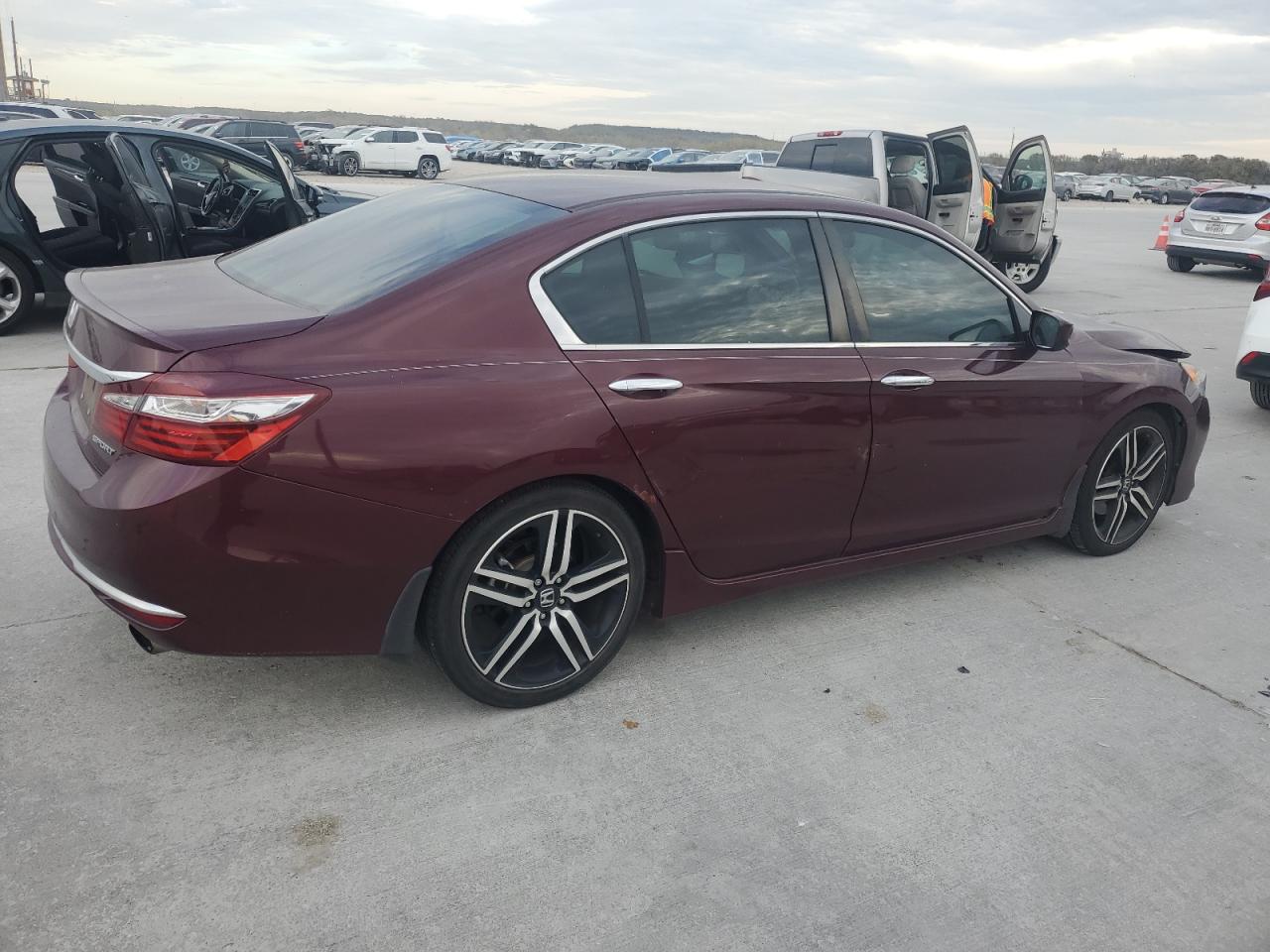 VIN 1HGCR2F52HA265429 2017 HONDA ACCORD no.3