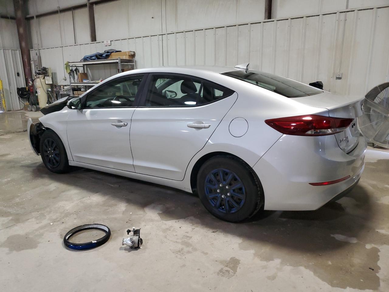 2017 Hyundai Elantra - Image 2