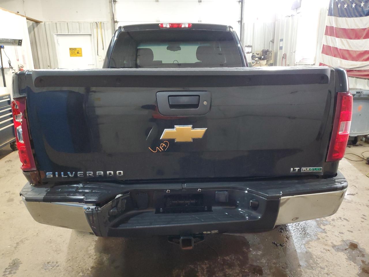 2010 Chevrolet Silverado - Image 6