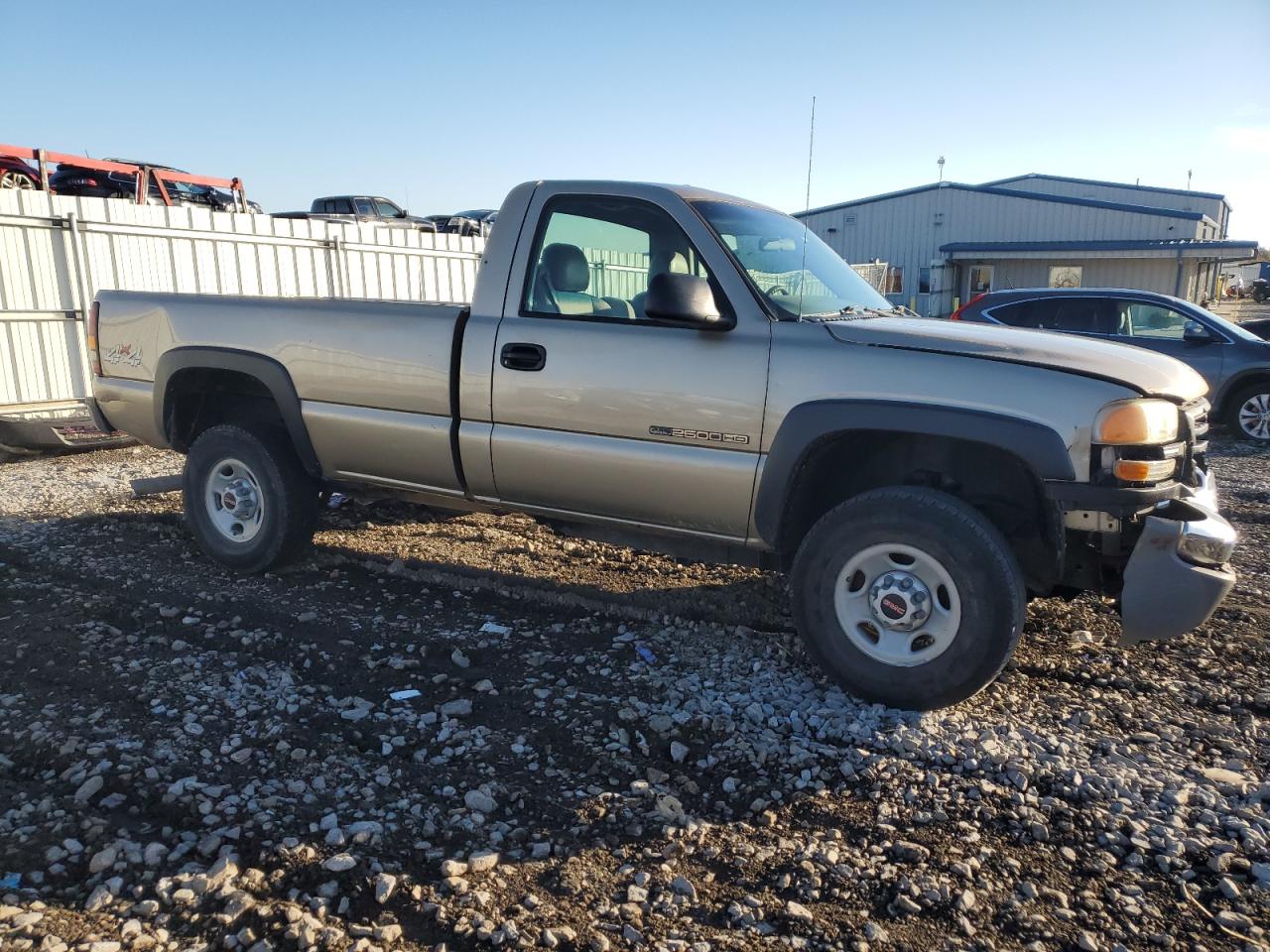 2004 GMC Sierra - Image 4