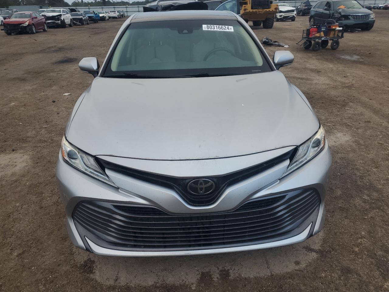 2018 Toyota Camry - Image 5