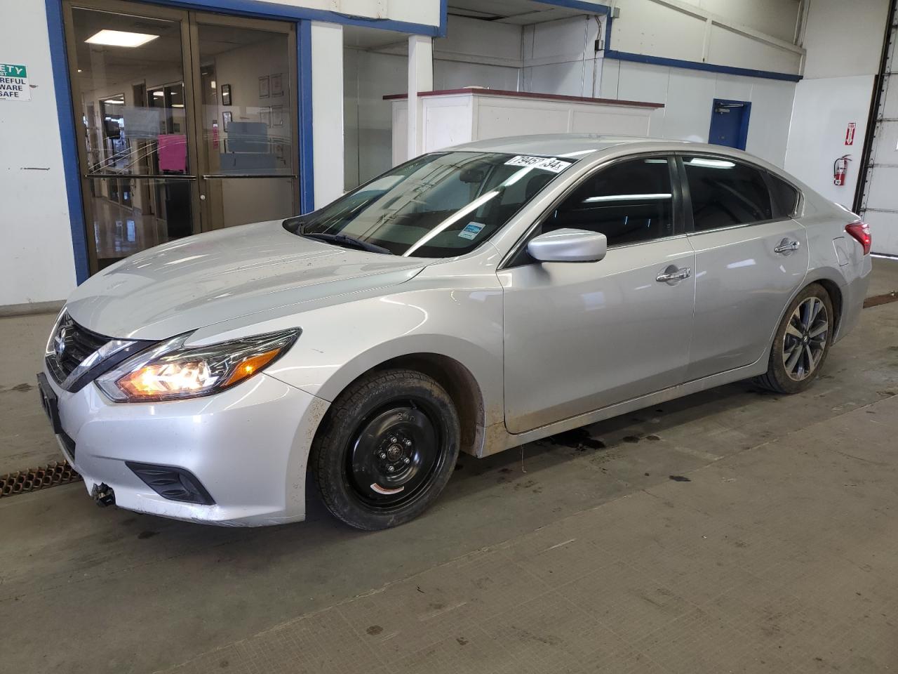 2016 Nissan Altima - Image 1